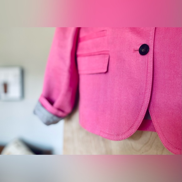Size 2 bright pink linen blazer by J. Crew - Picture 5 of 9